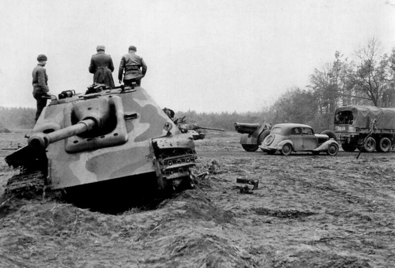 Cannone semovente Jagdpanther tedesco distrutto nella Prussia orientale. 1945. SdKfz.173
